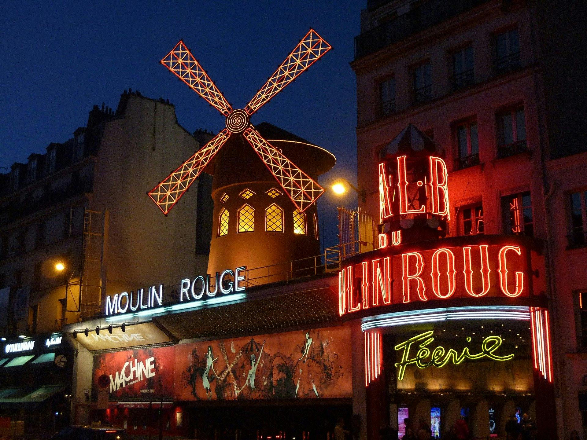 moulin rouge insolite paris