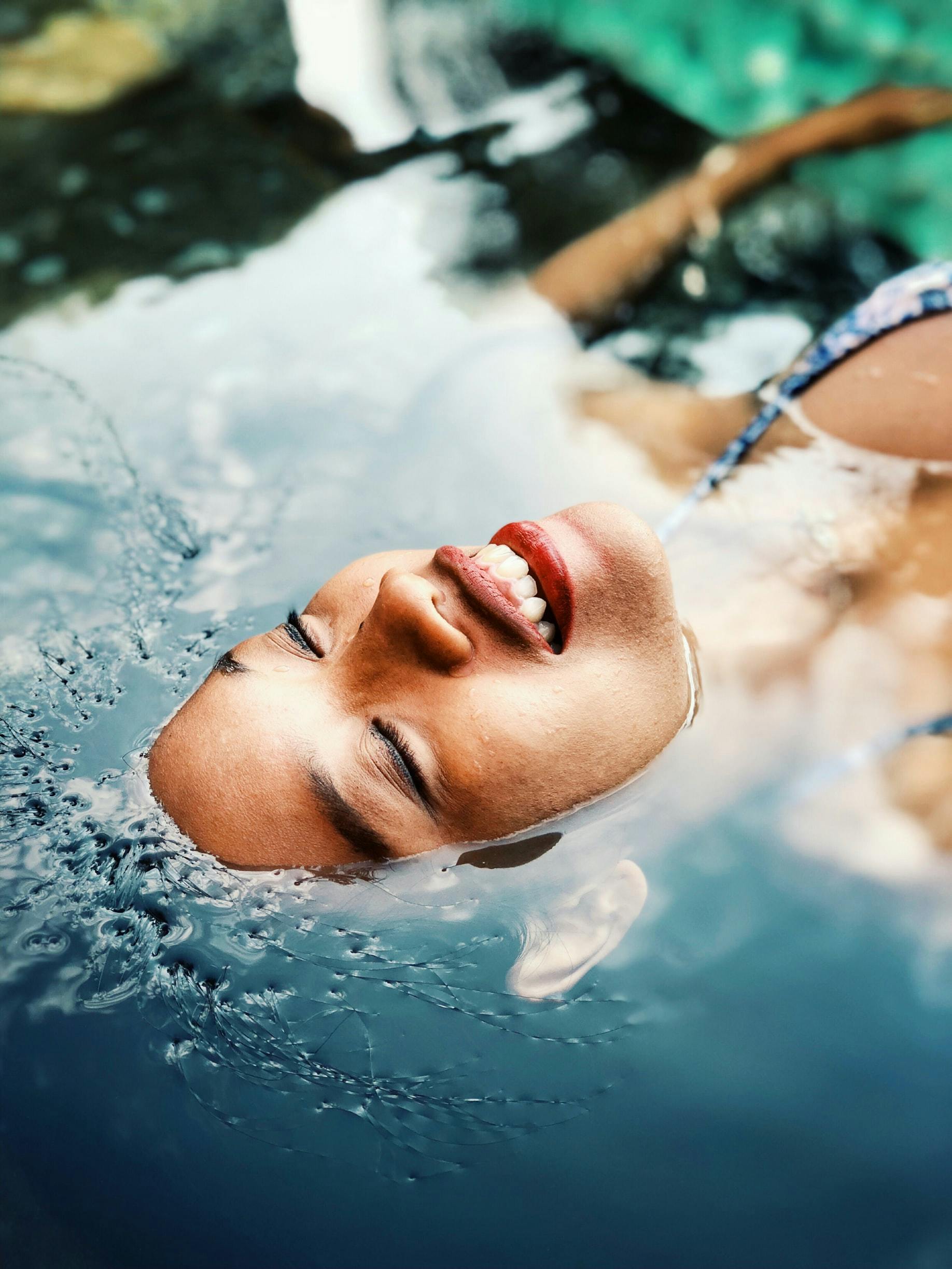 shooting photo dans l'eau, shooting photo eau, shooting photo aquatique